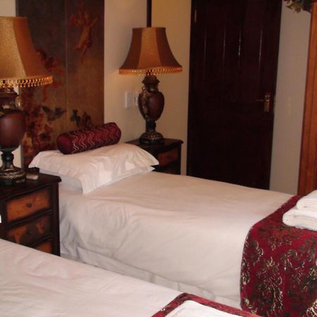 Villa Lugano Guesthouse Йоганнесбурґ Екстер'єр фото