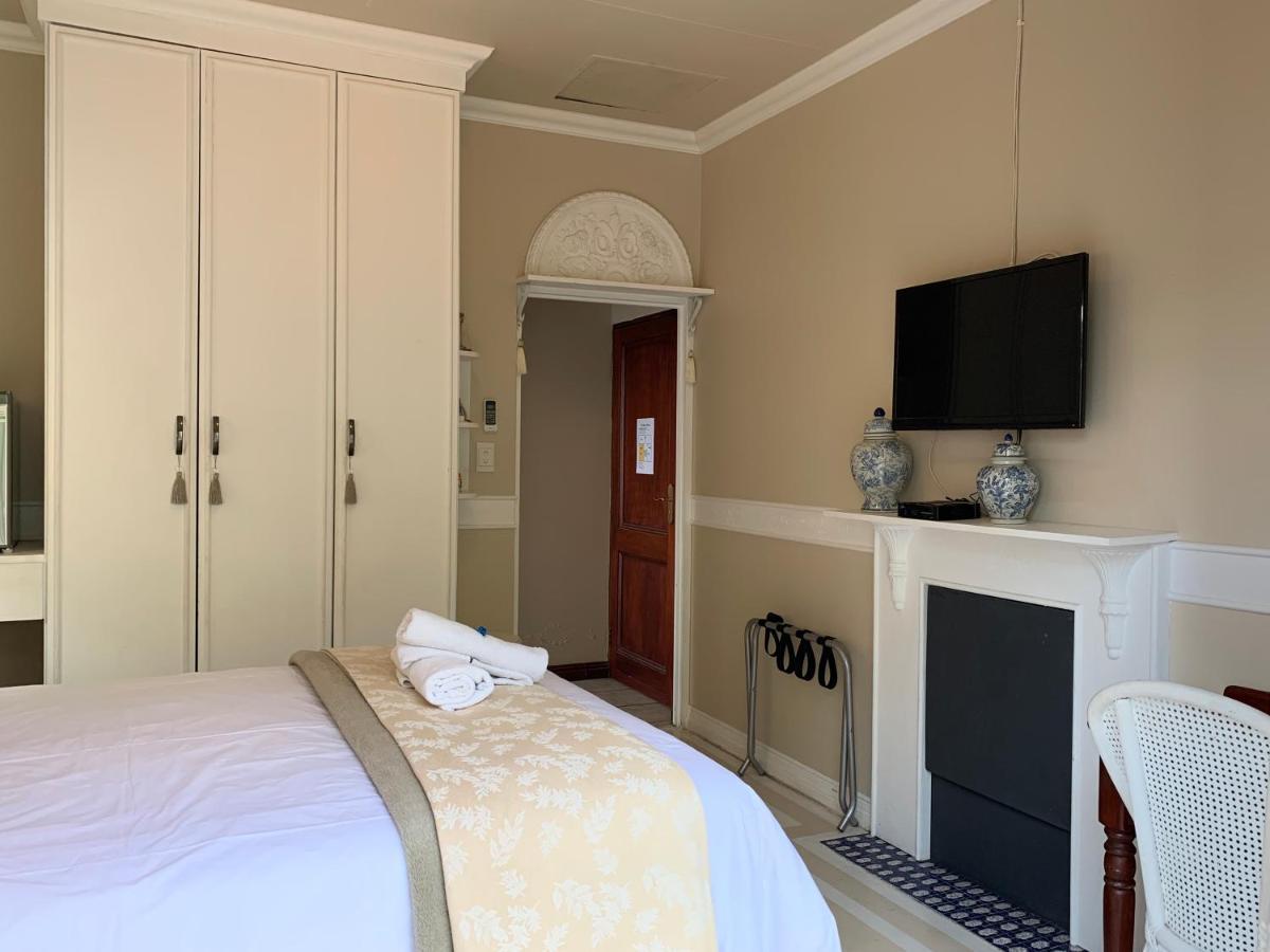 Villa Lugano Guesthouse Йоганнесбурґ Екстер'єр фото