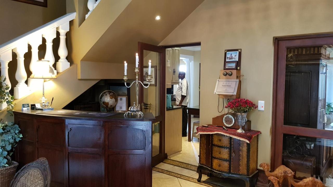 Villa Lugano Guesthouse Йоганнесбурґ Екстер'єр фото